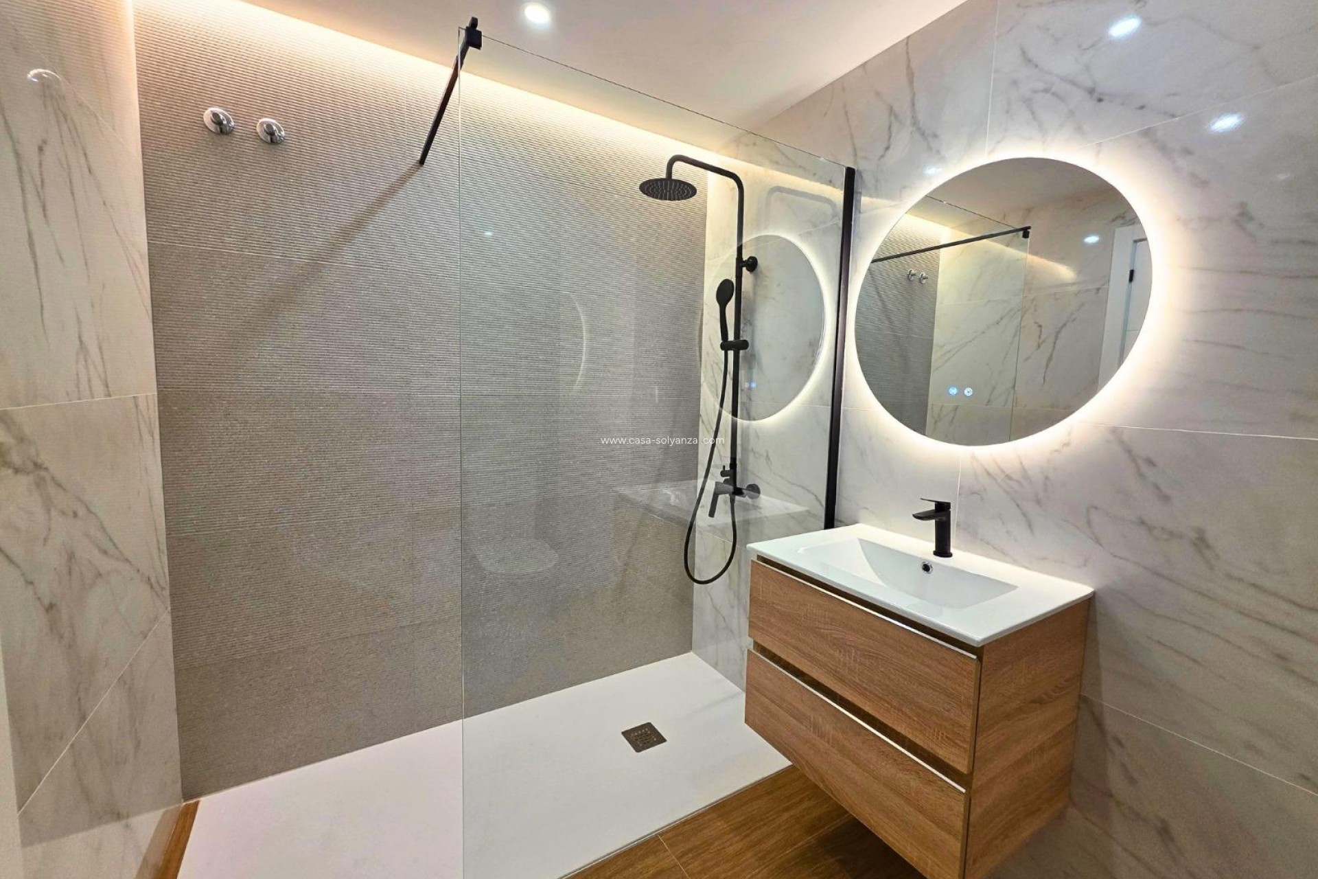 Resale - Townhouse - Torrevieja - Aguas nuevas