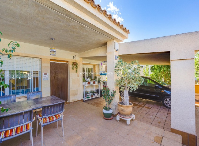 Resale - Townhouse - Torrevieja - Aguas nuevas