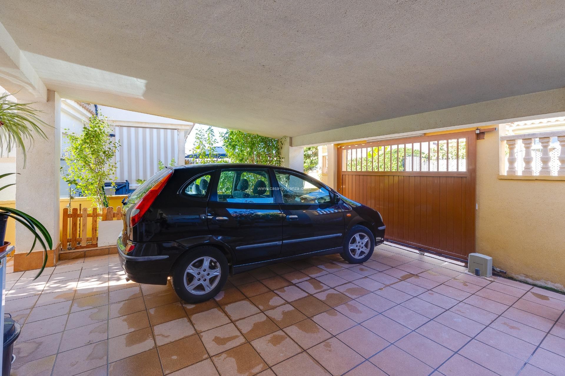 Resale - Townhouse - Torrevieja - Aguas nuevas
