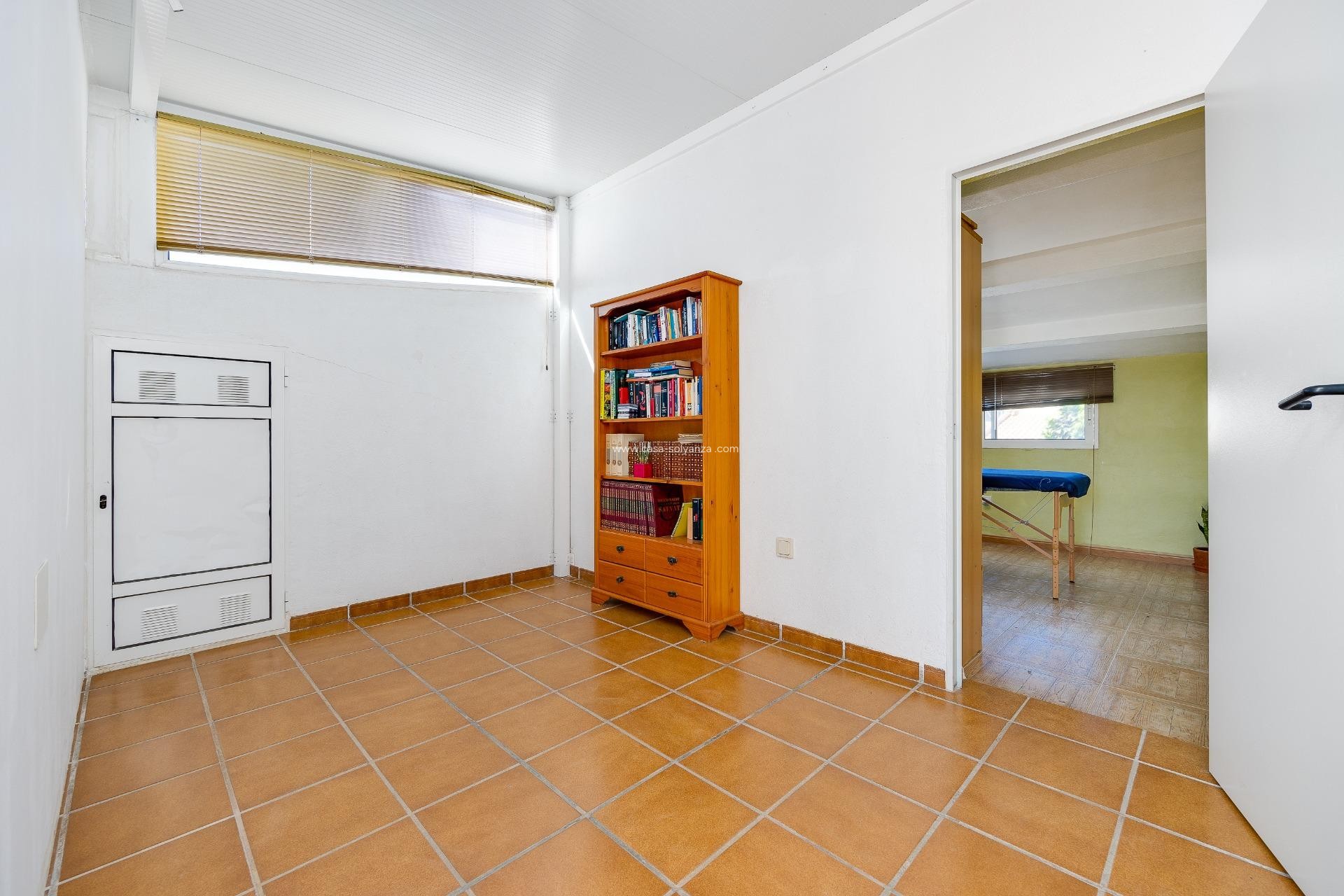 Resale - Townhouse - Torrevieja - Aguas nuevas
