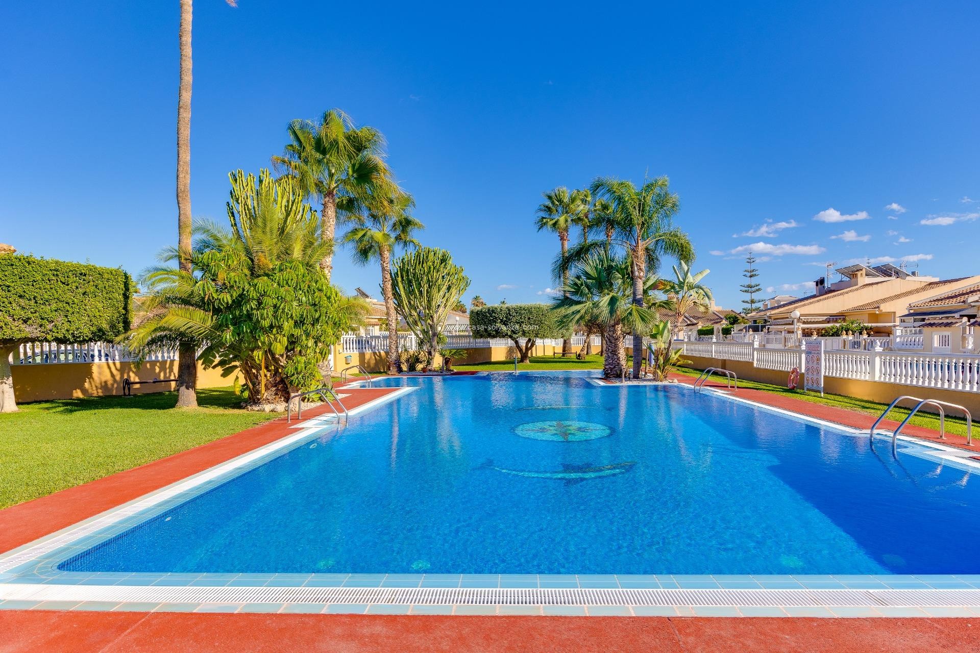 Resale - Townhouse - Torrevieja - Aguas nuevas