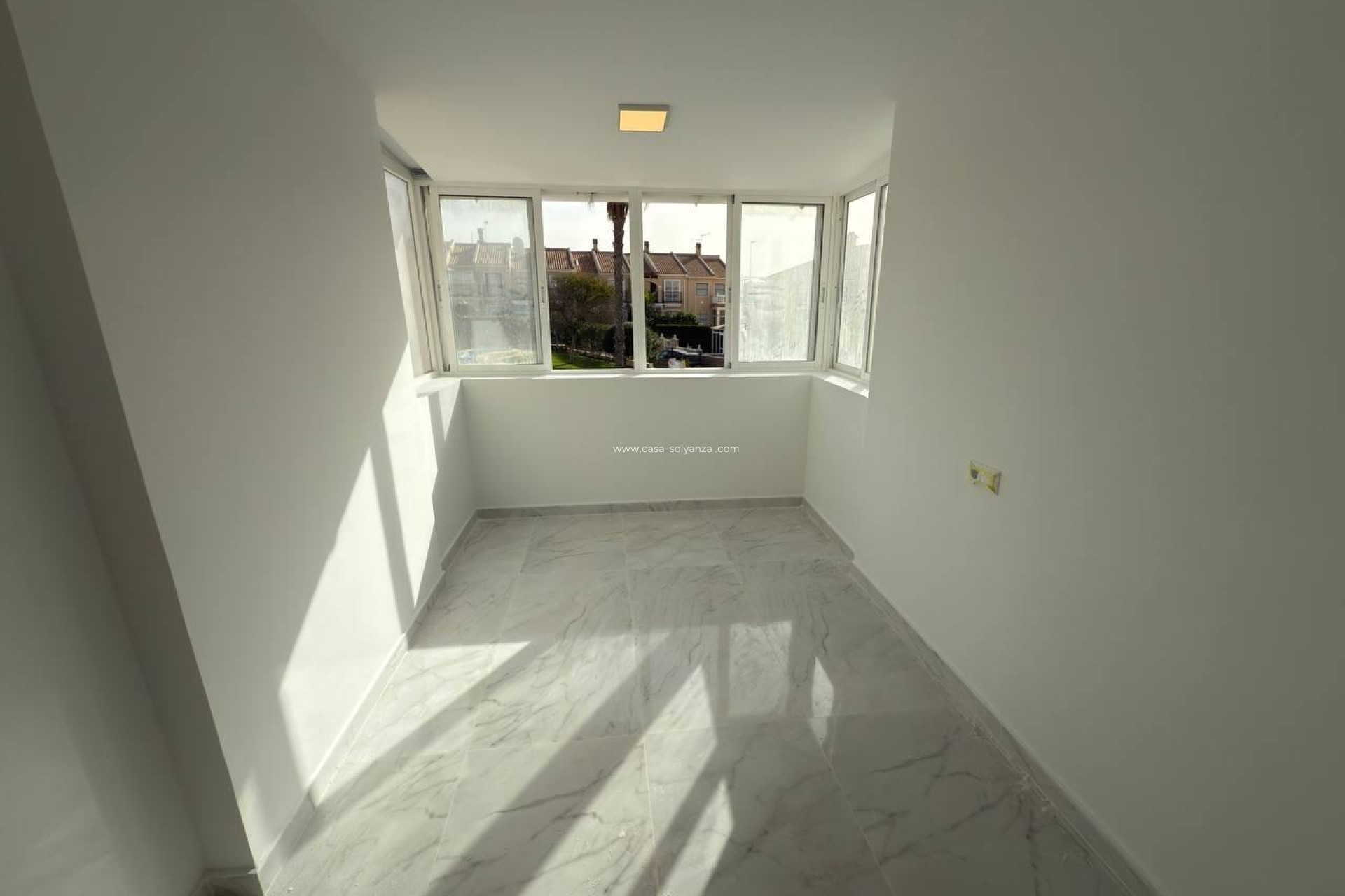 Resale - Townhouse - Torrevieja - Aguas nuevas