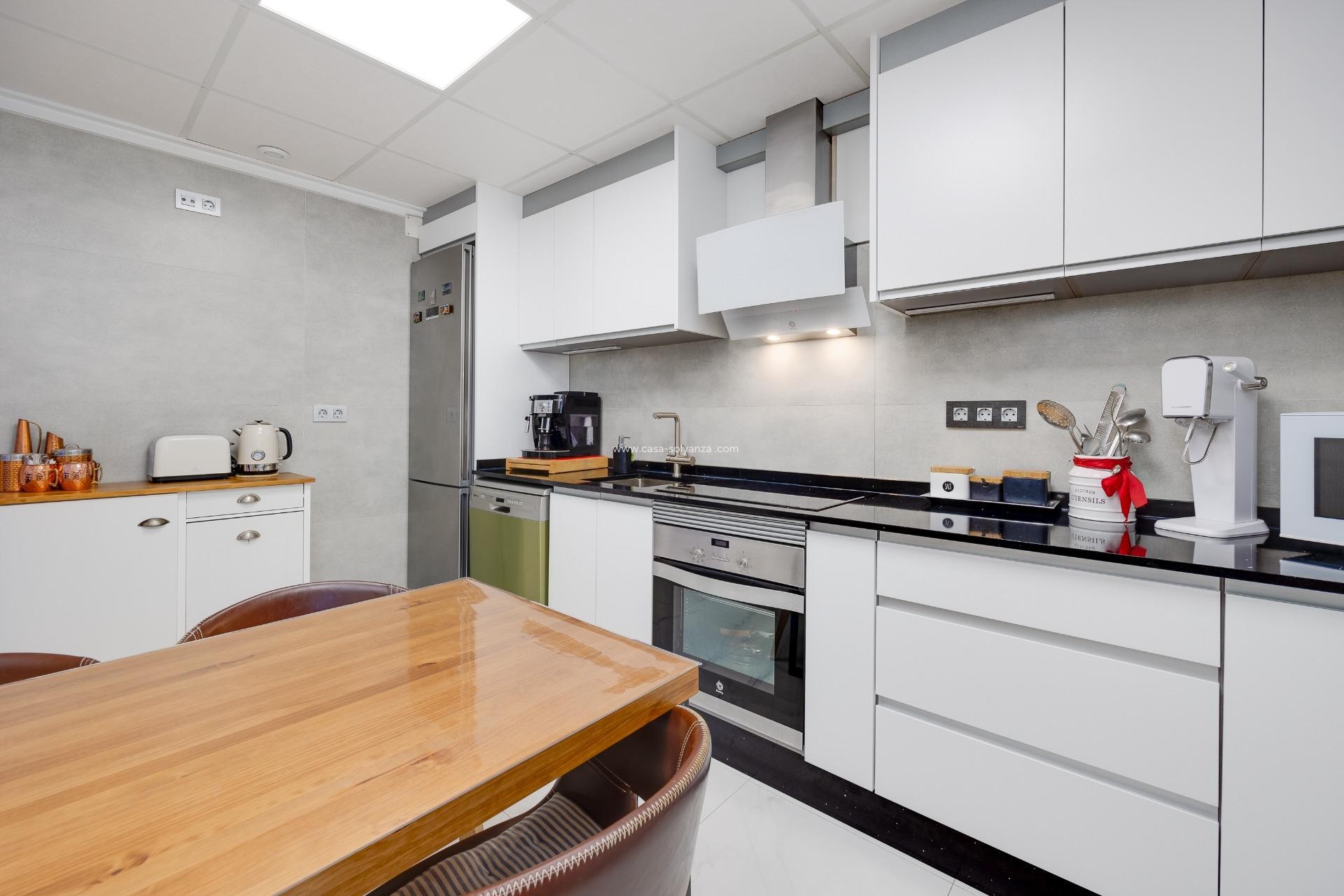 Resale - Townhouse - Torrevieja - Aguas nuevas