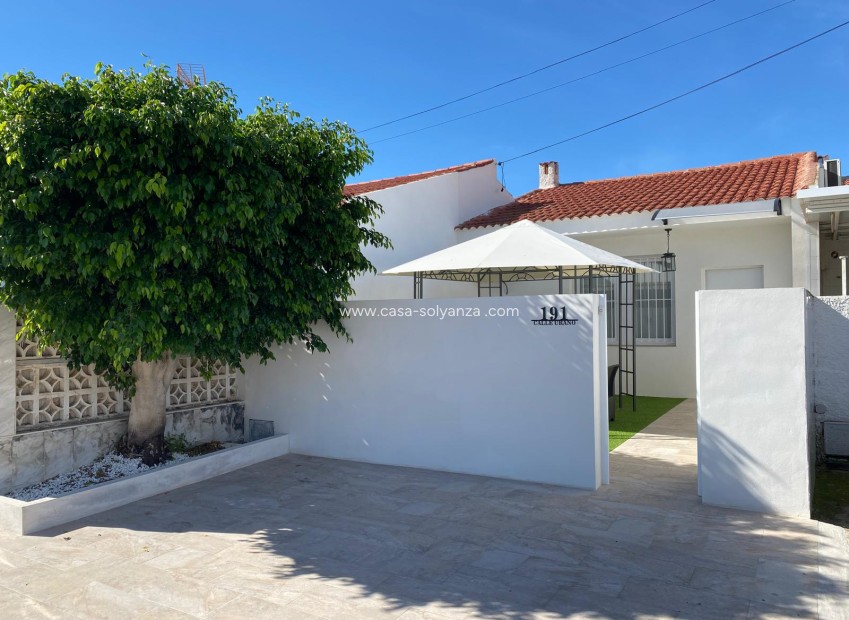 Resale - Townhouse - Torrevieja - Costa Blanca