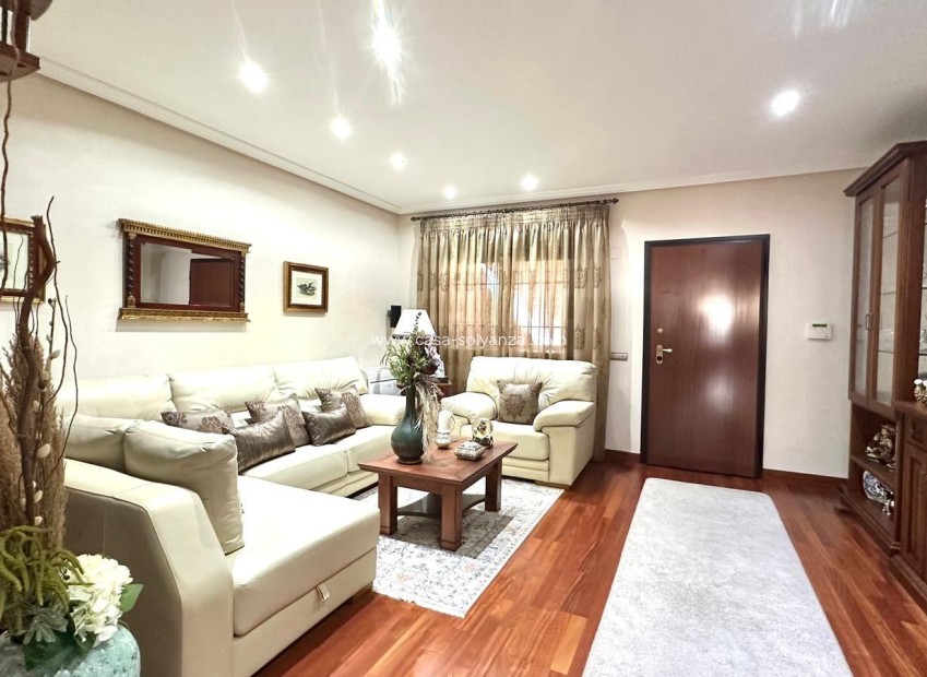 Resale - Townhouse - Torrevieja - La Siesta