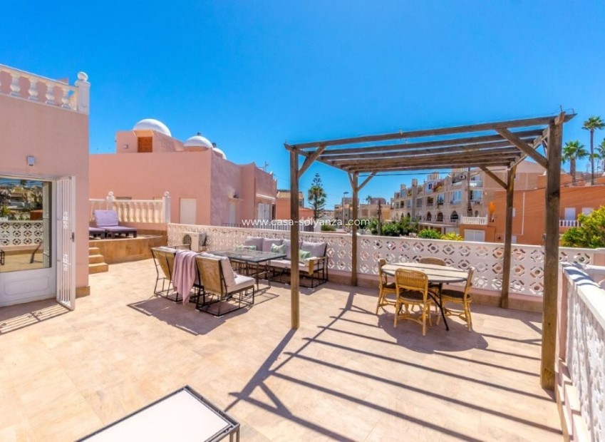 Resale - Townhouse - Torrevieja - Los Frutales/ La Rosaleda