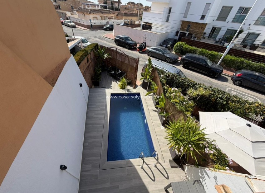 Resale - Townhouse - Torrevieja - Los Frutales