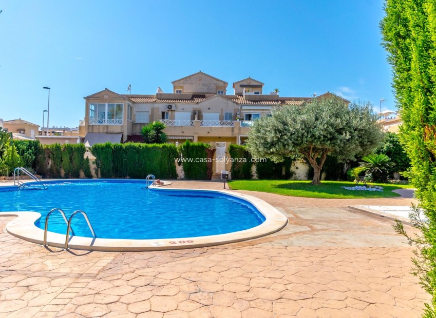 Resale - Townhouse - Torrevieja - Nueva Torrevieja