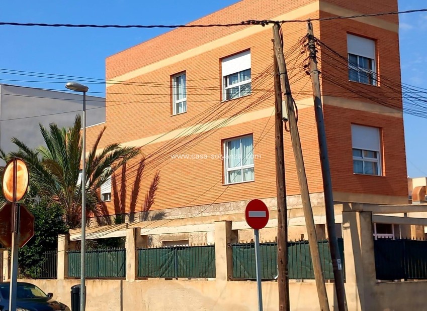 Resale - Townhouse - Torrevieja - Nueva Torrevieja