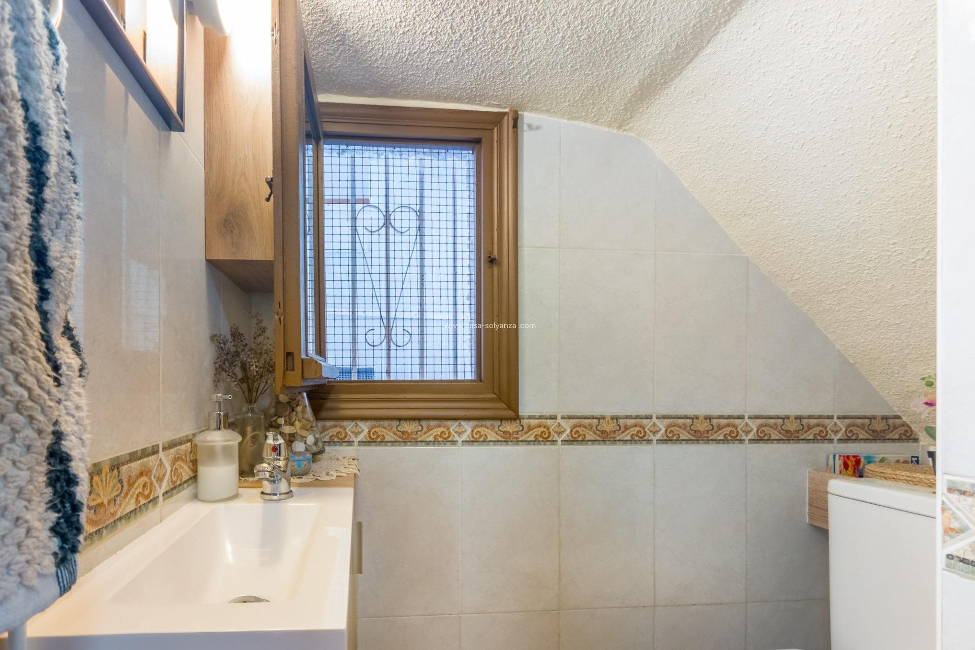 Resale - Townhouse - Torrevieja - Nueva Torrevieja