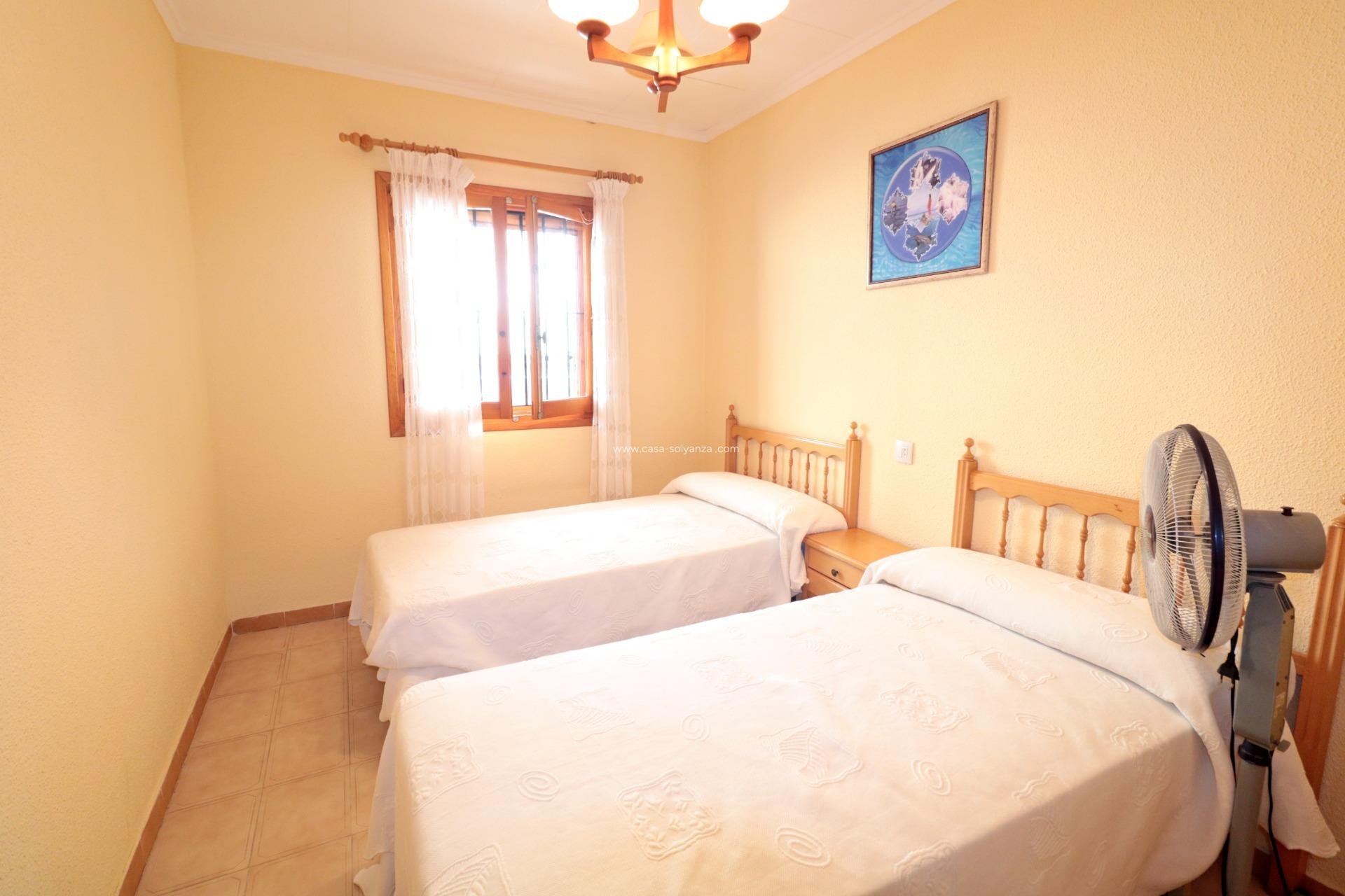 Resale - Townhouse - Torrevieja - Playa De Los Naufragos