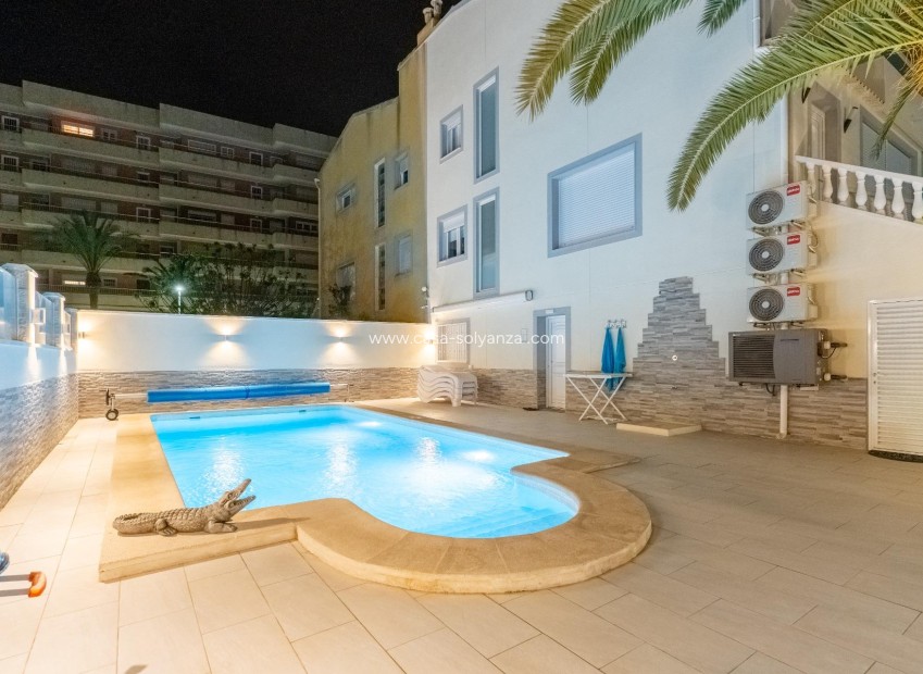 Resale - Townhouse - Torrevieja - Punta Prima