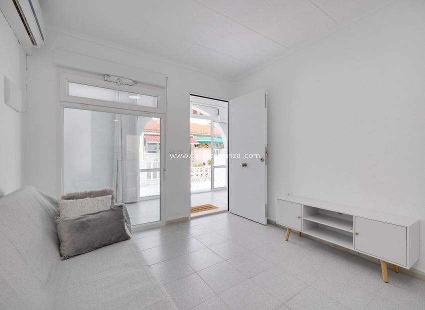 Resale - Townhouse - Torrevieja - San Luis