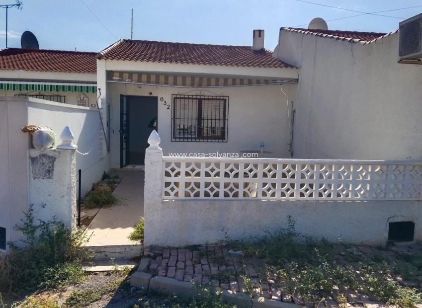 Resale - Townhouse - Torrevieja - Torretas