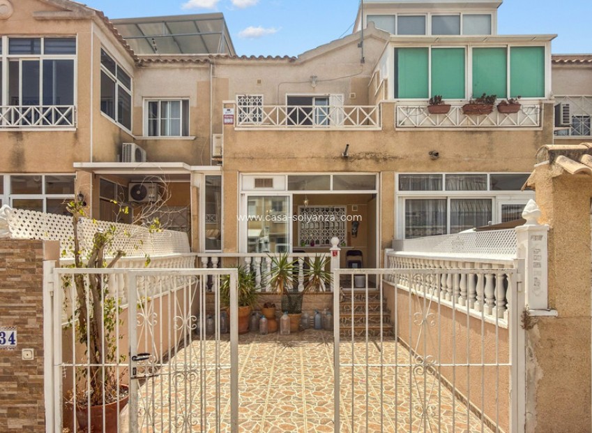Resale - Townhouse - Torrevieja - Torrevieja Centro