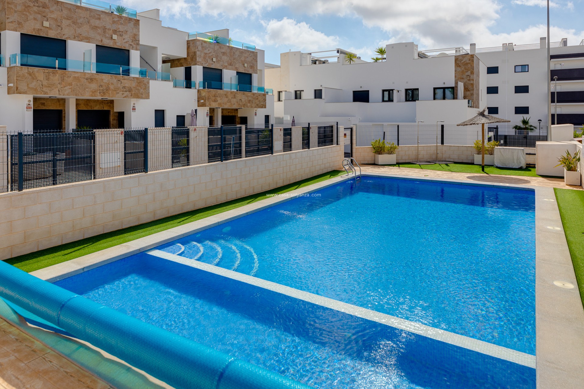 Resale - Townhouse - Villamartin - Costa Blanca