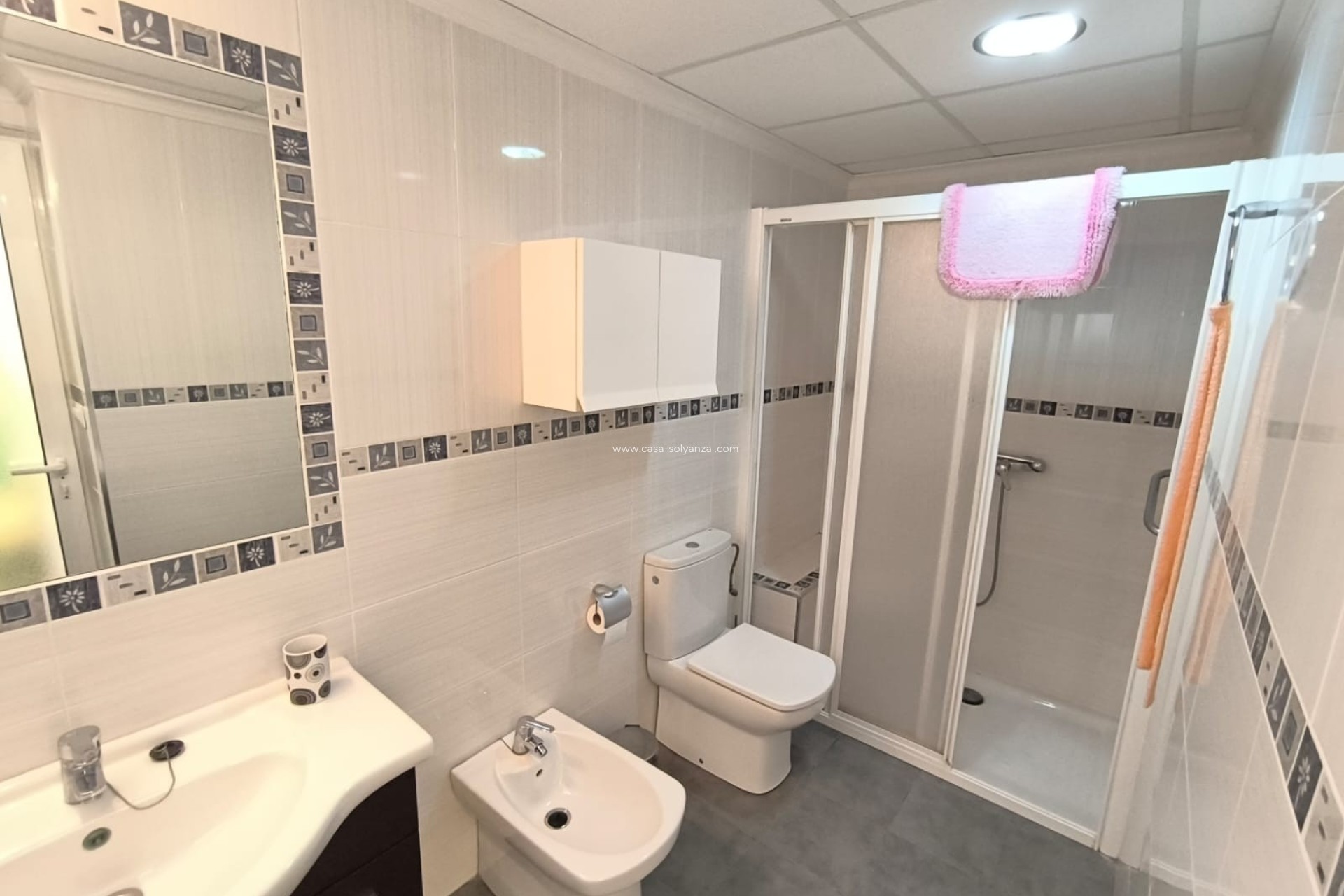 Resale - Townhouse - Yecla - Inland