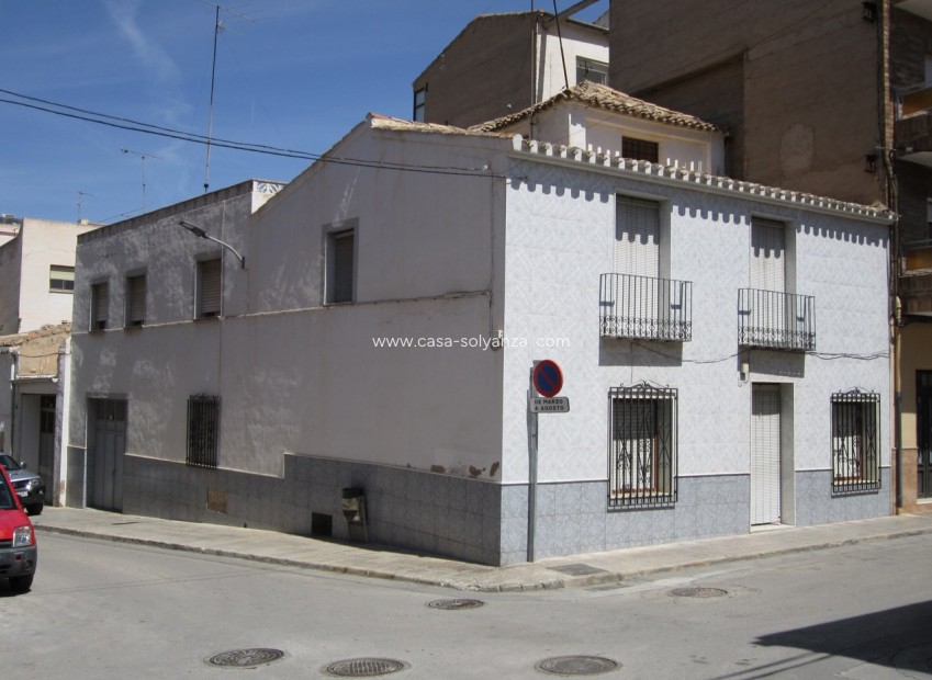 Resale - Townhouse - Yecla - Inland