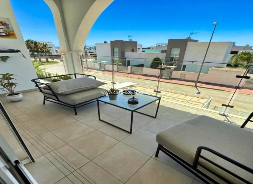 Resale - Upper floor bungalow - Ciudad Quesada - Doña pepa