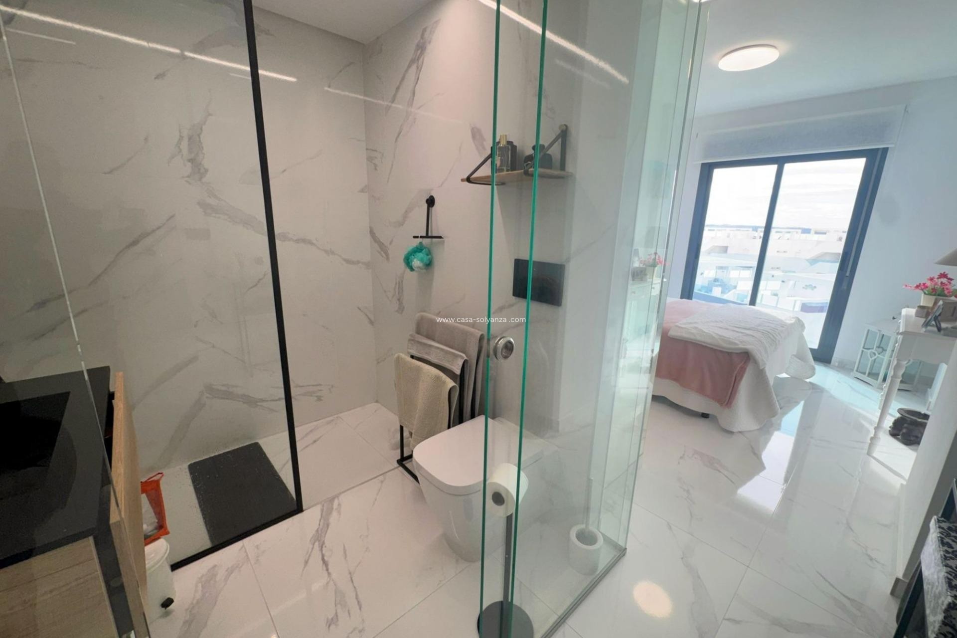 Resale - Upper floor bungalow - Guardamar del Segura - El Raso