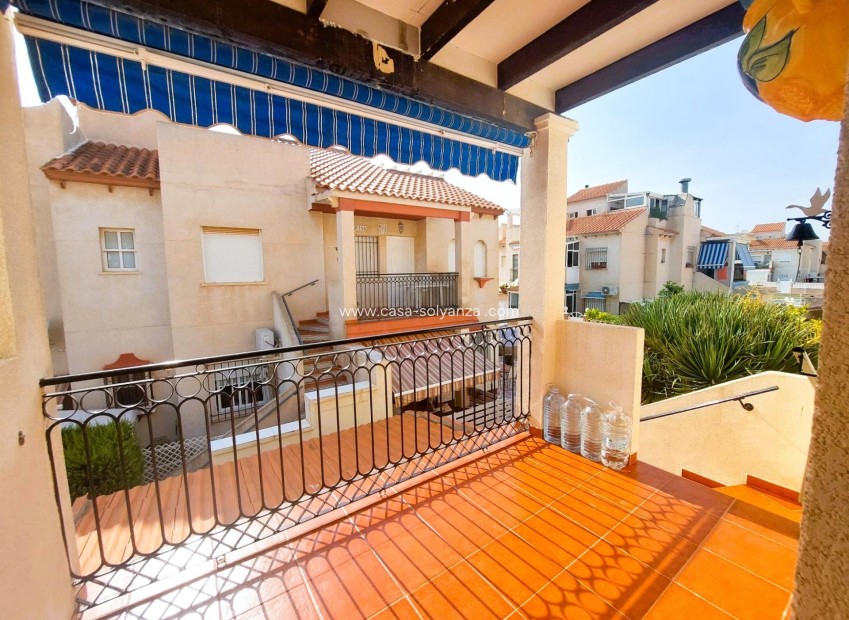 Resale - Upper floor bungalow - Orihuela Costa - Playa Flamenca
