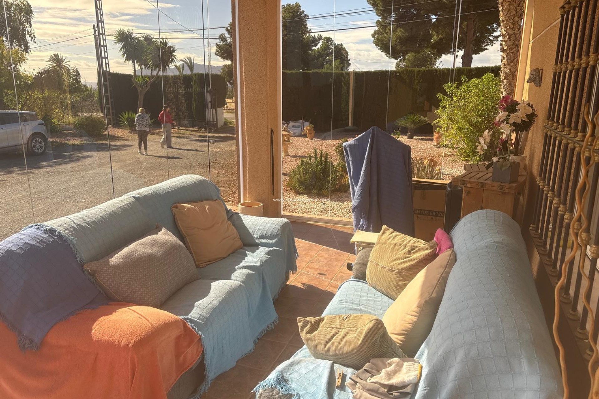 Resale - Villa - Albatera