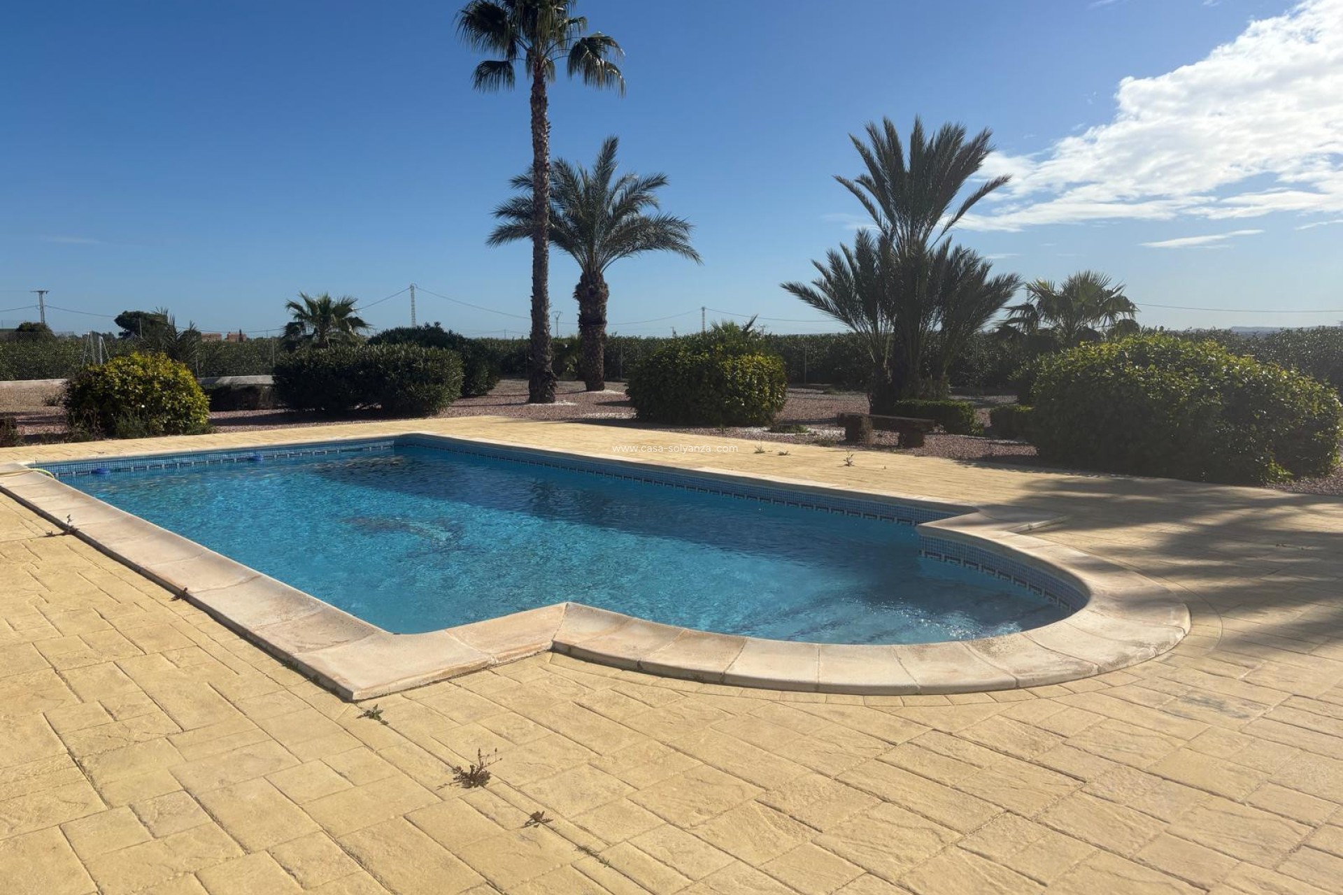 Resale - Villa - Albatera