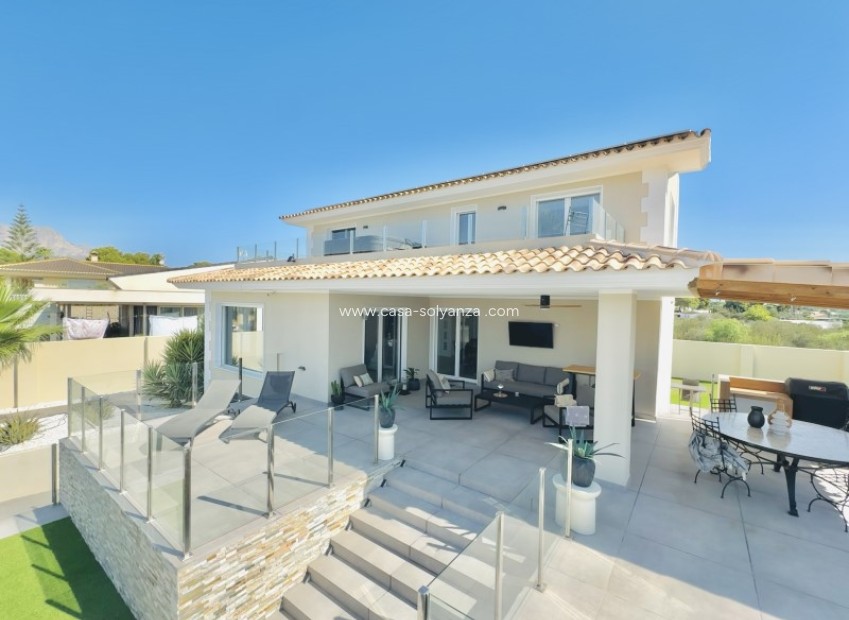 Resale - Villa - Alfas del Pí - Costa Blanca
