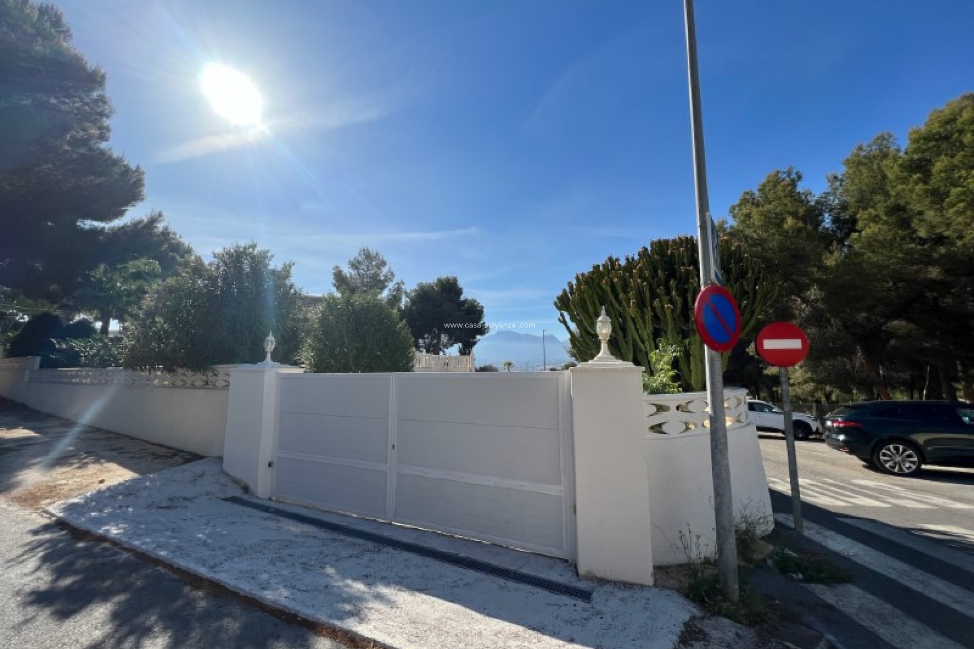 Resale - Villa - Alfas del Pí - Costa Blanca