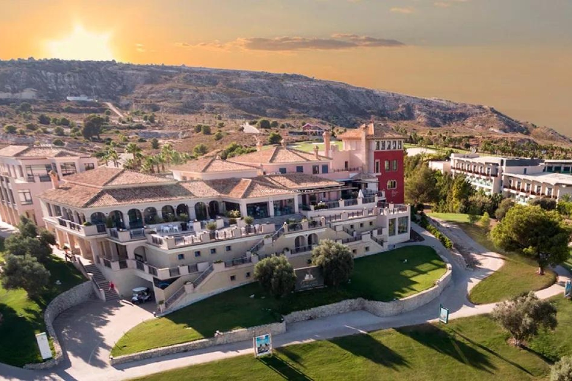 Resale - Villa - Algorfa - Golf La Finca