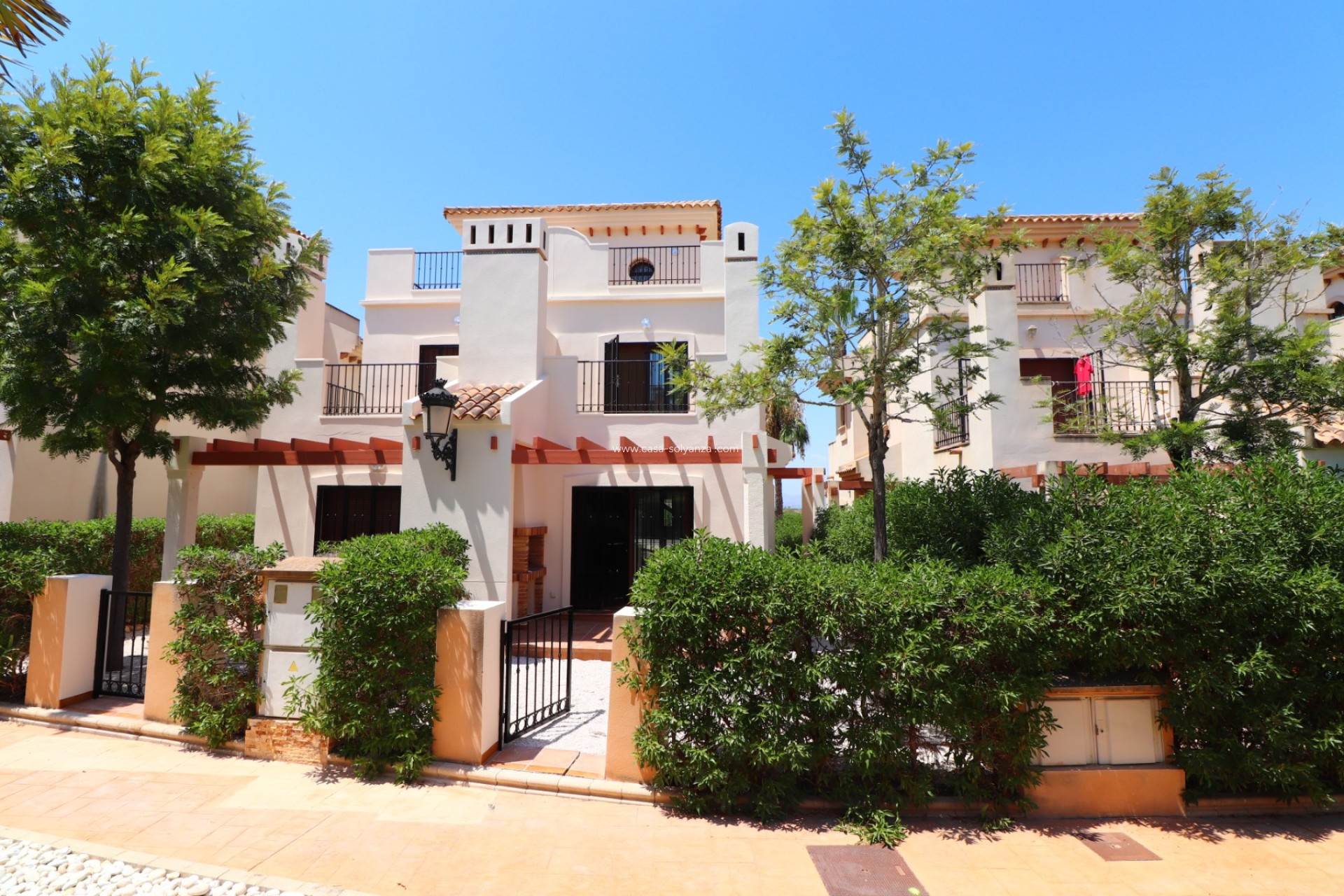 Resale - Villa - Algorfa - La Finca Golf Resort