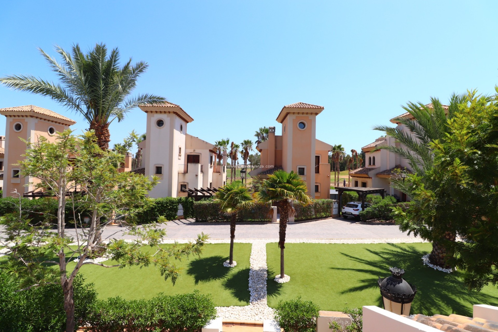 Resale - Villa - Algorfa - La Finca Golf Resort