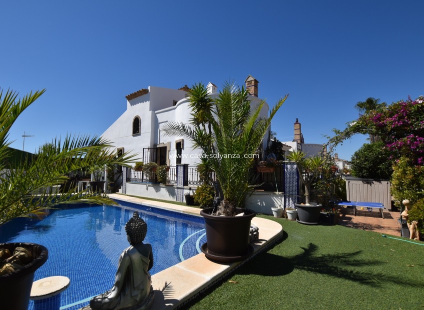 Resale - Villa - Algorfa - La Finca Golf Resort