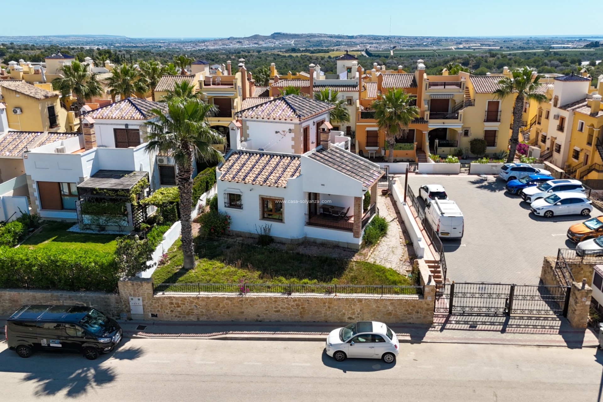 Resale - Villa - Algorfa - La Finca Golf Resort