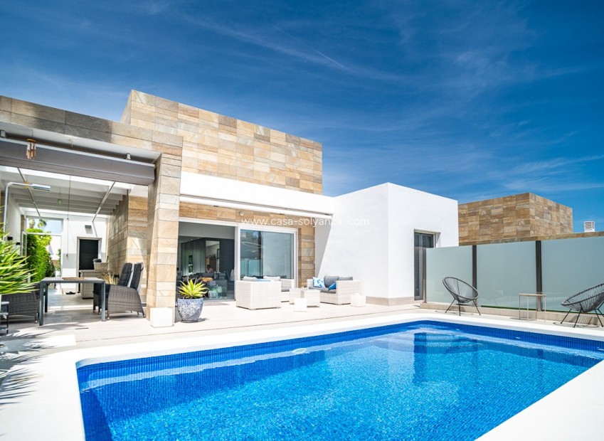 Resale - Villa - Algorfa - La Finca Golf