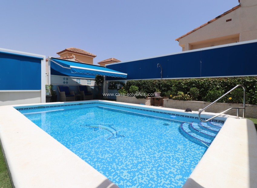 Resale - Villa - Algorfa - Montebello