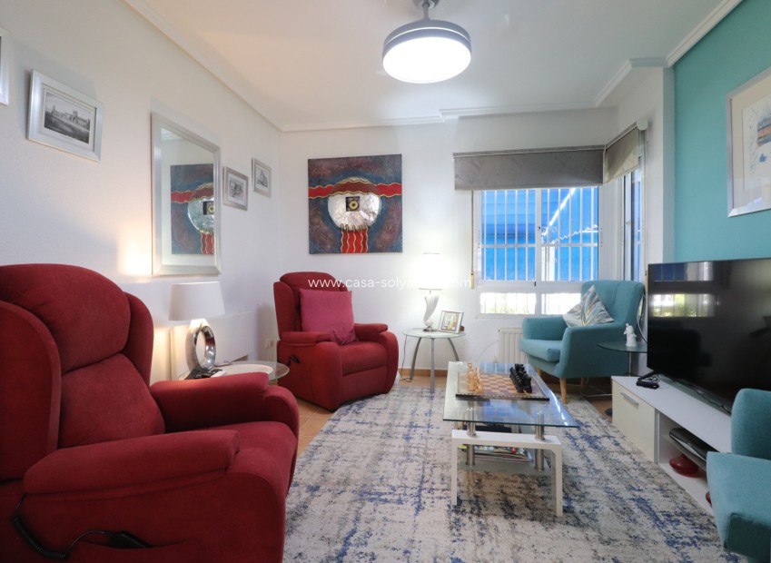 Resale - Villa - Algorfa - Montebello