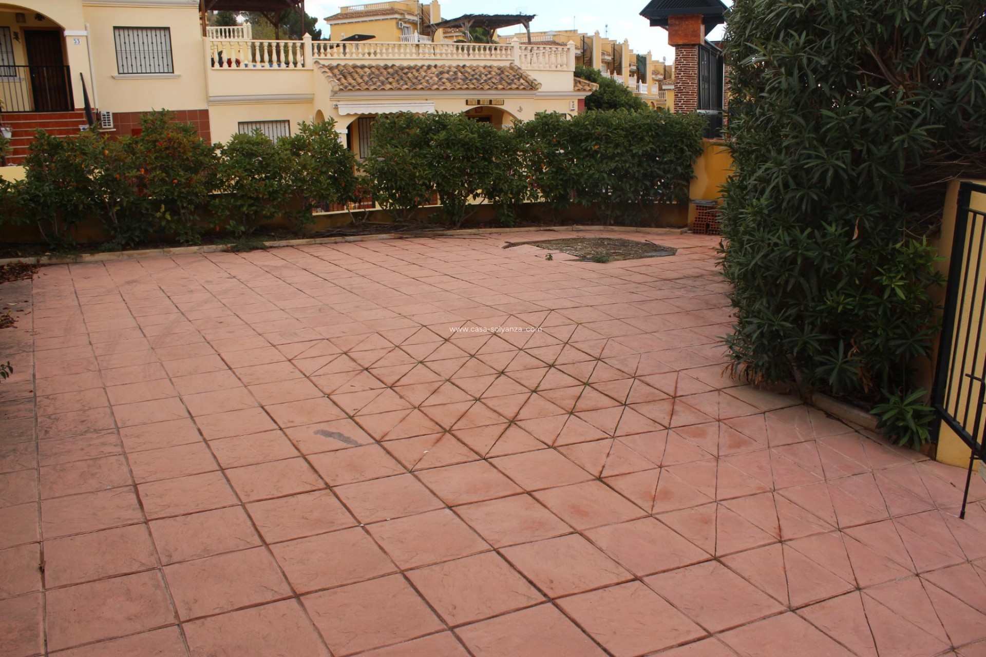 Resale - Villa - Algorfa - Montemar