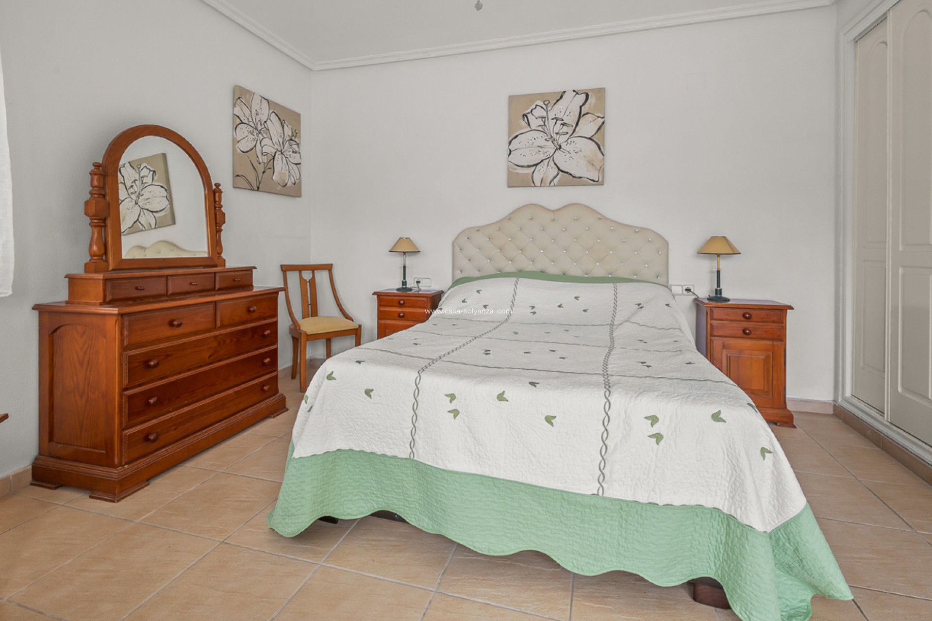 Resale - Villa - Algorfa