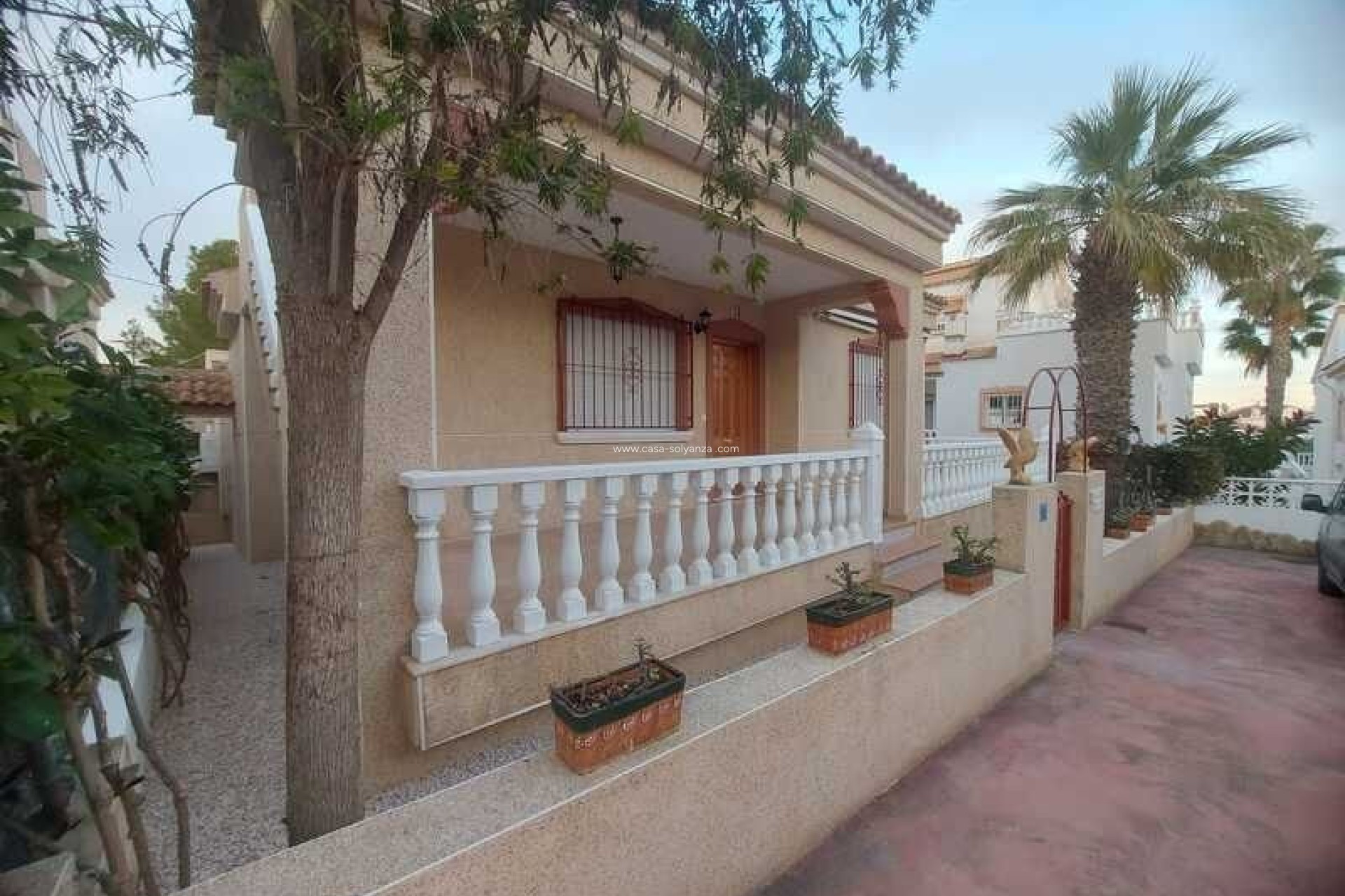 Resale - Villa - Algorfa