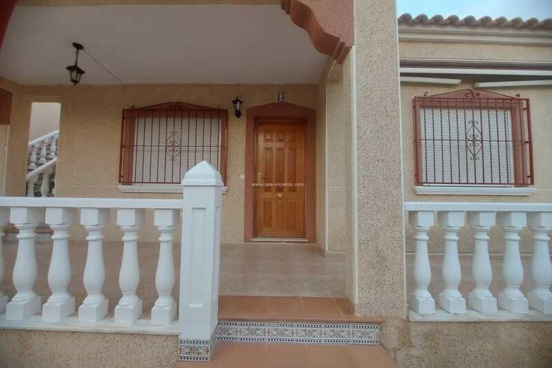 Resale - Villa - Algorfa