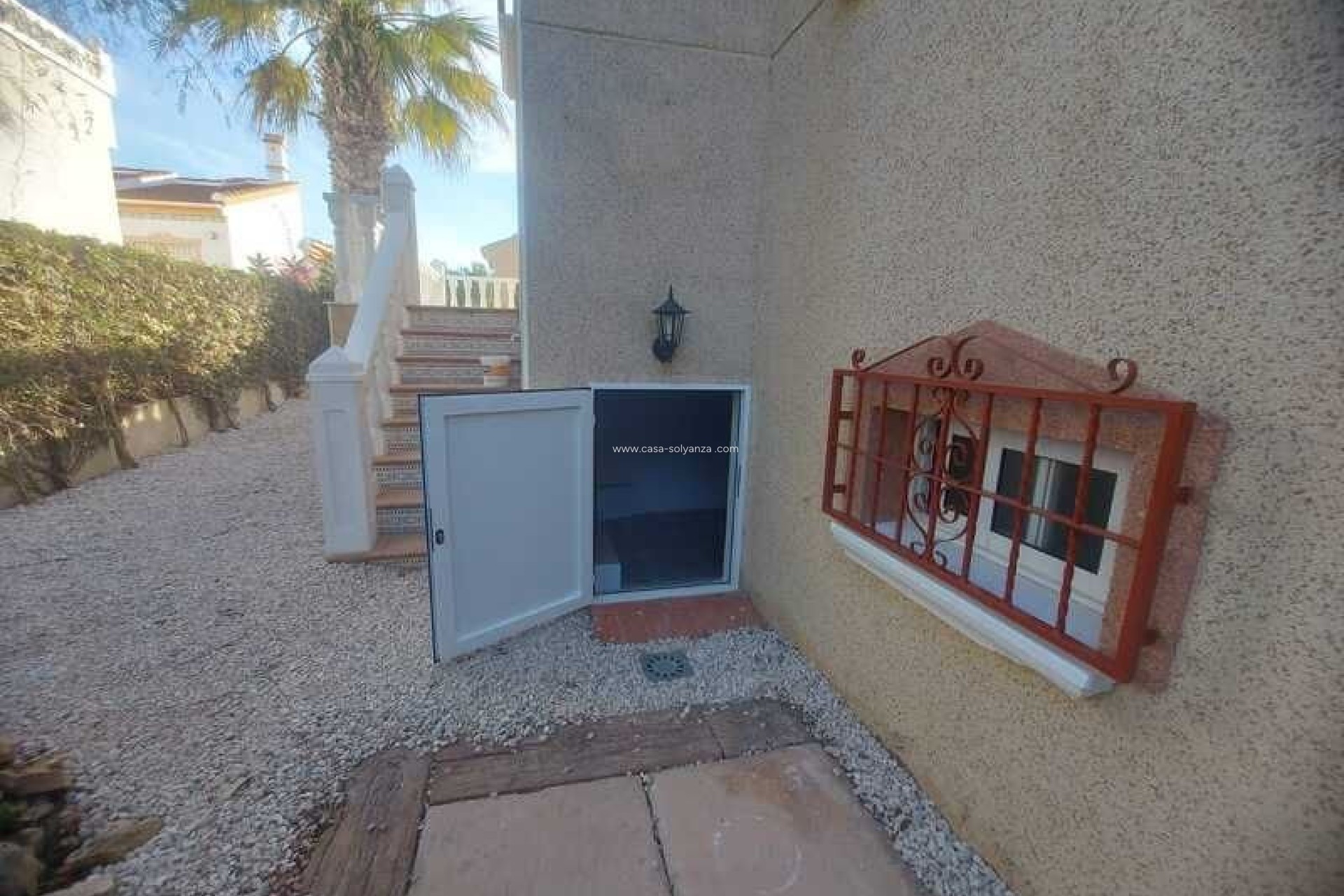 Resale - Villa - Algorfa