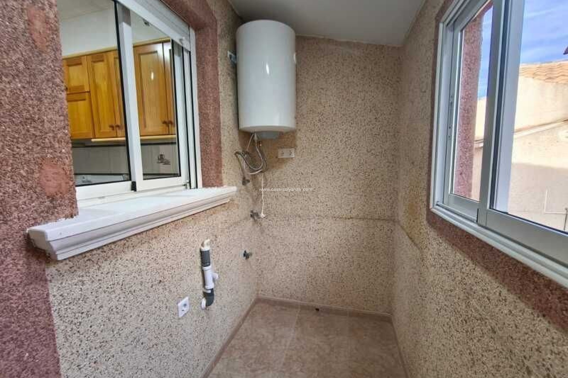Resale - Villa - Algorfa