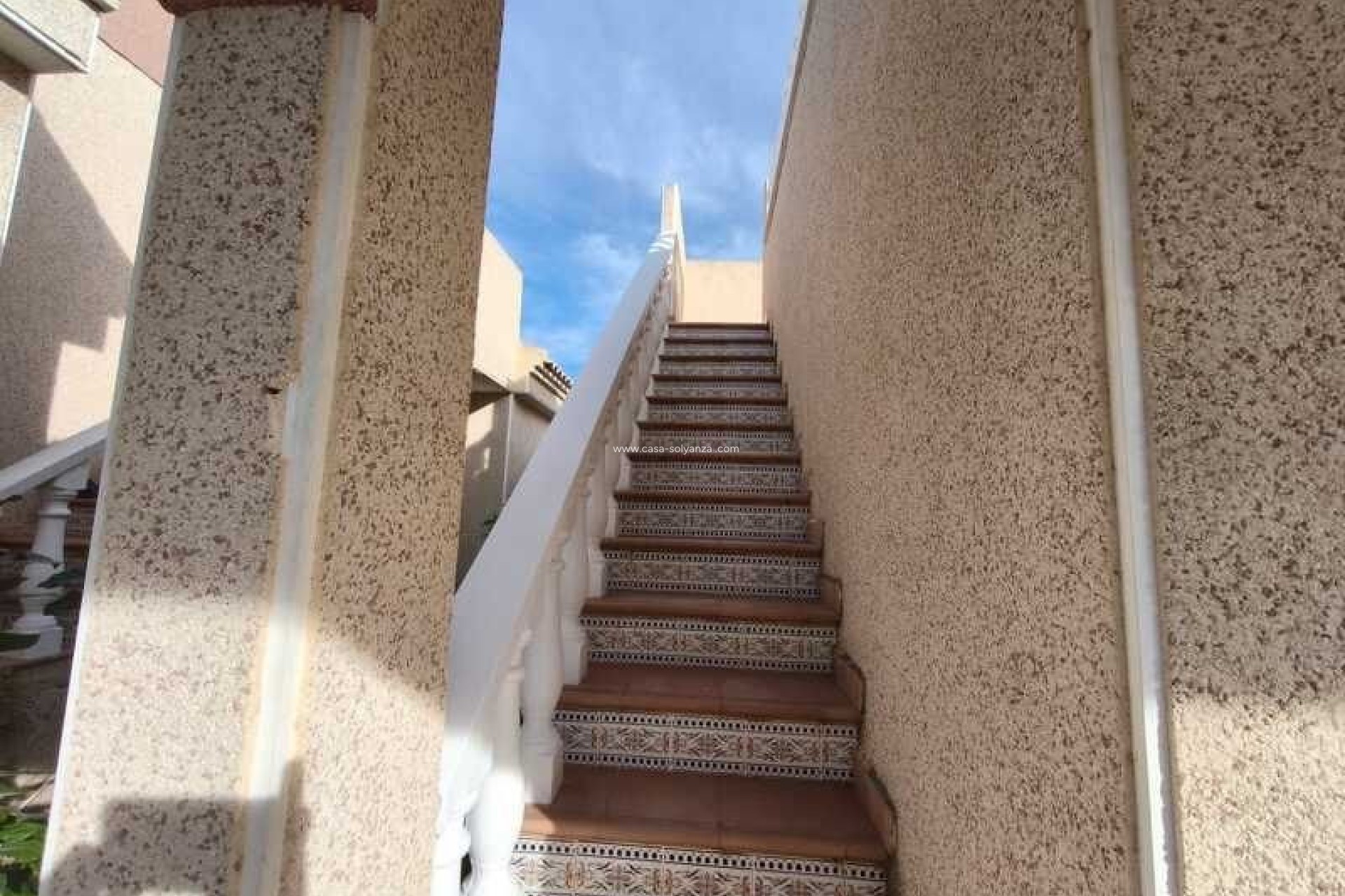 Resale - Villa - Algorfa