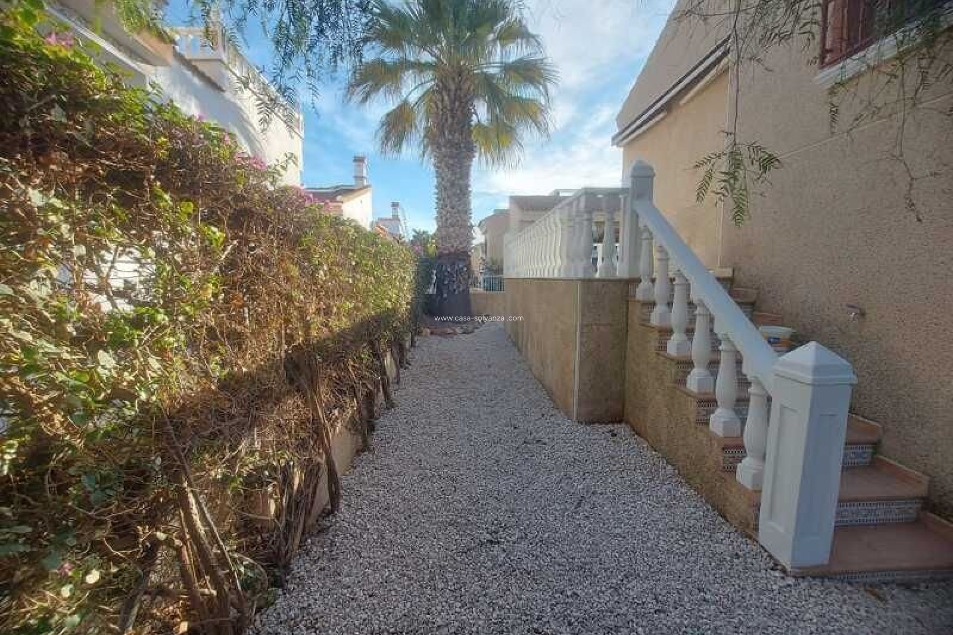 Resale - Villa - Algorfa
