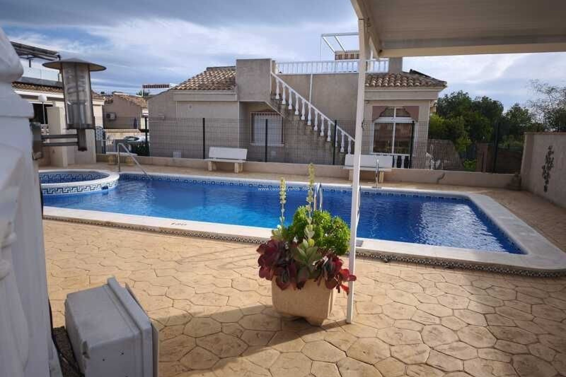 Resale - Villa - Algorfa