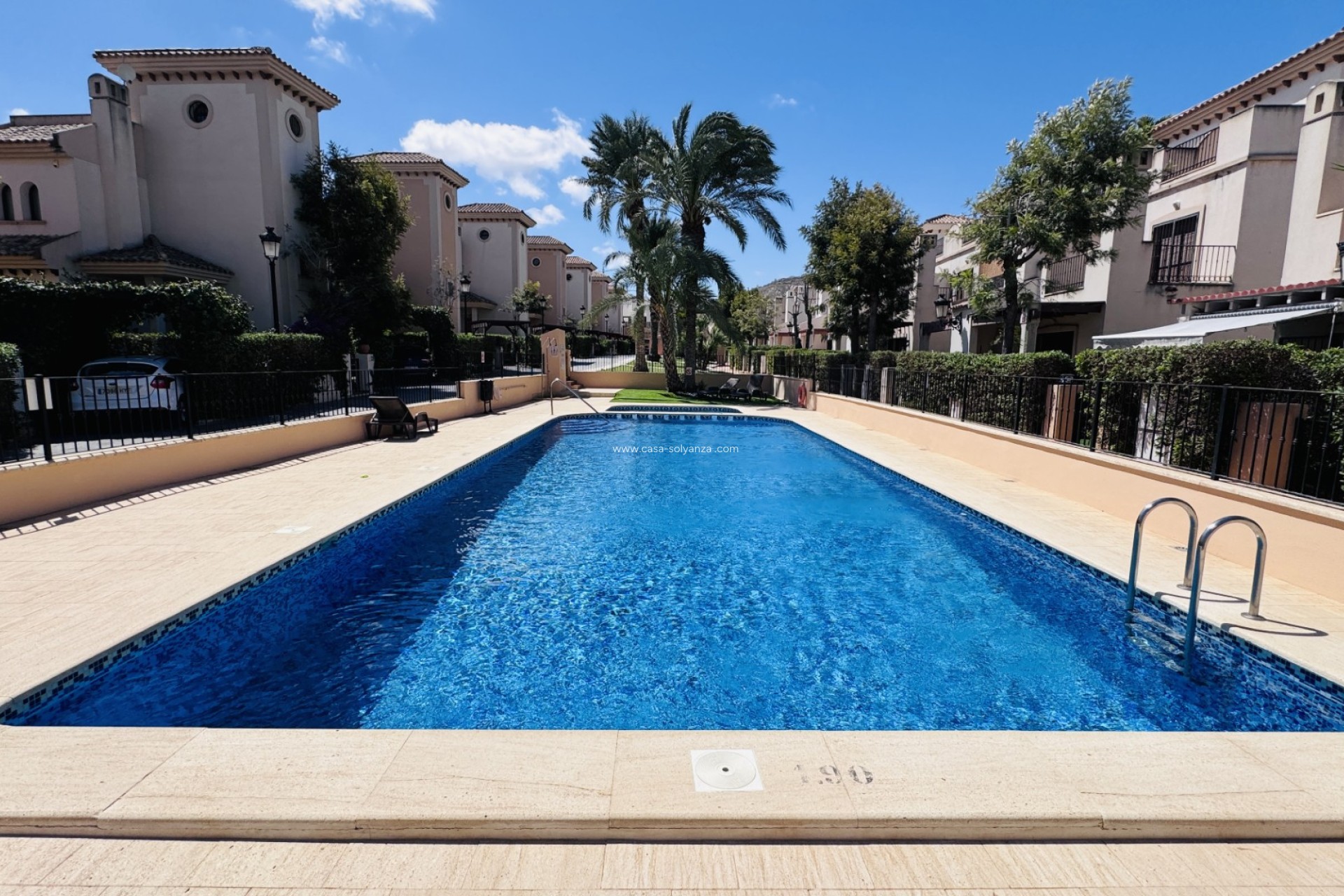 Resale - Villa - Algorfa