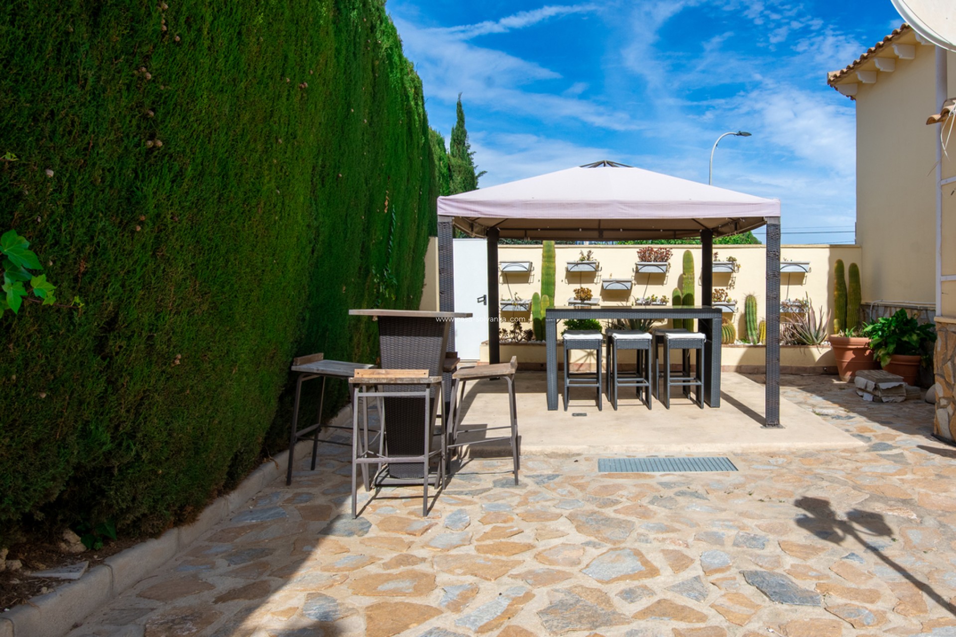 Resale - Villa - Algorfa