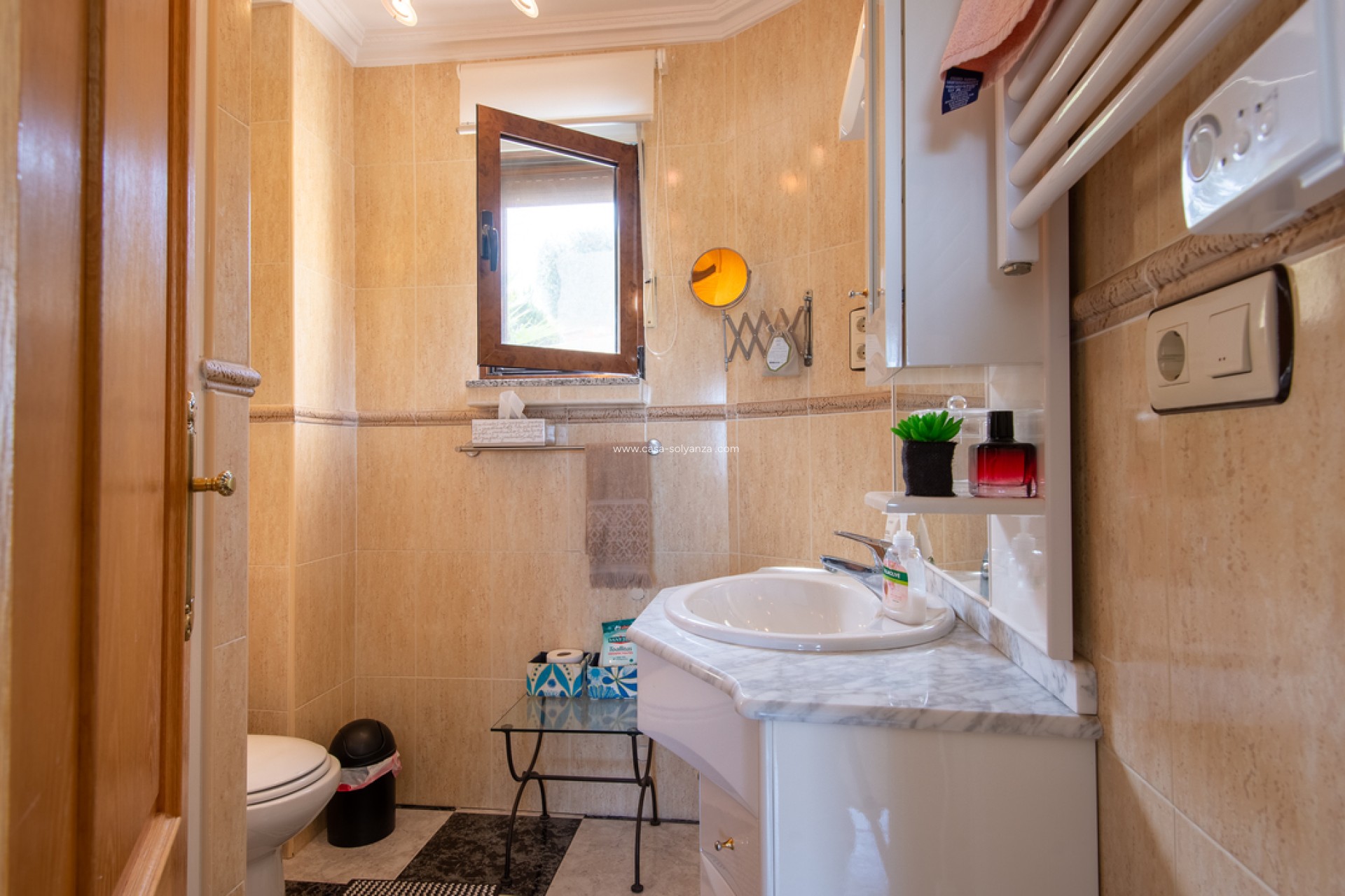 Resale - Villa - Algorfa