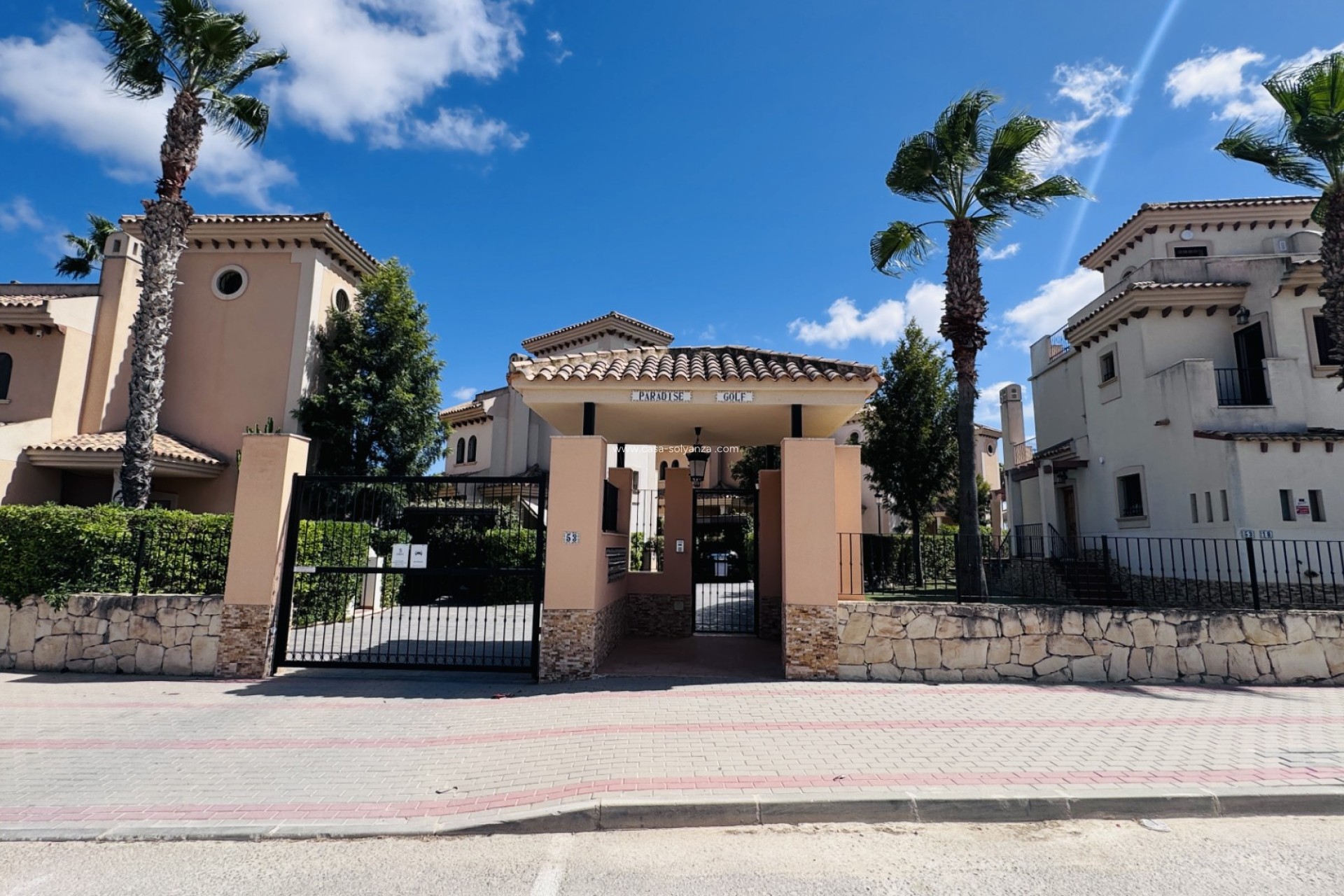 Resale - Villa - Algorfa